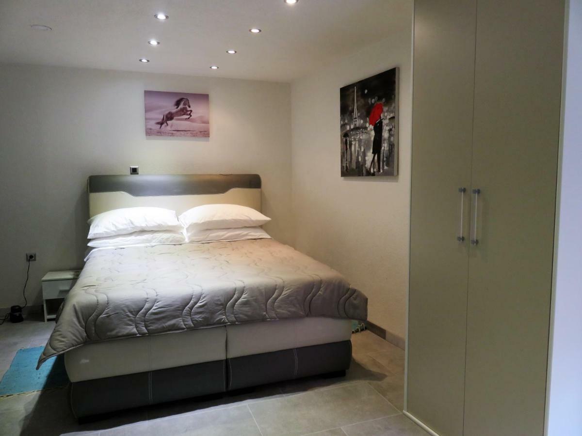 Apartament Cres Exteriér fotografie