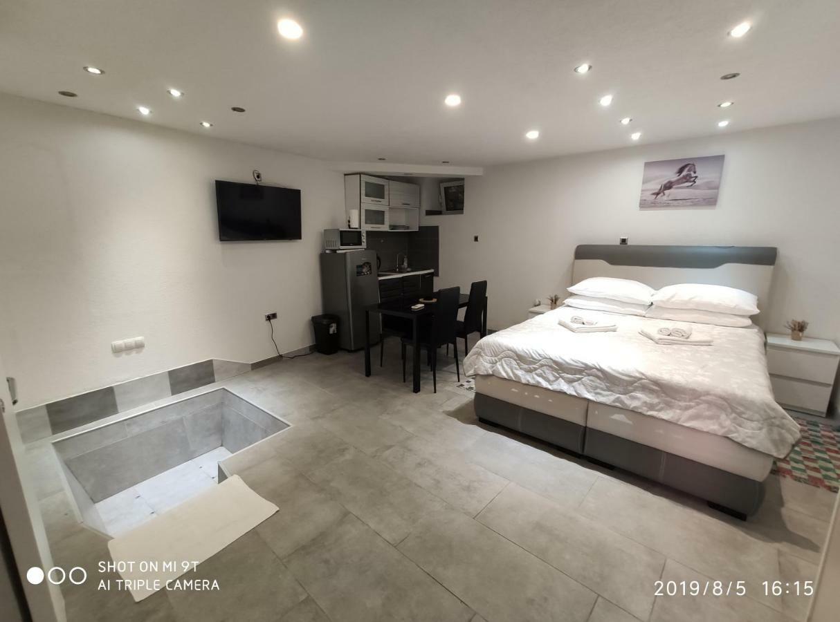 Apartament Cres Exteriér fotografie